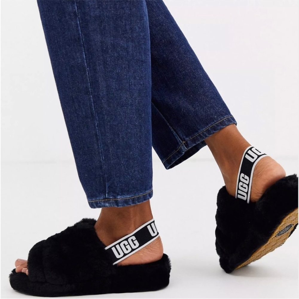 UGG Fluff Yeah Slippers - Size 7